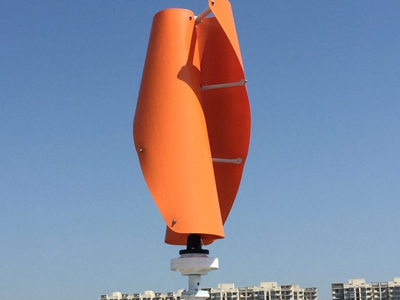 Vertical wind turbine